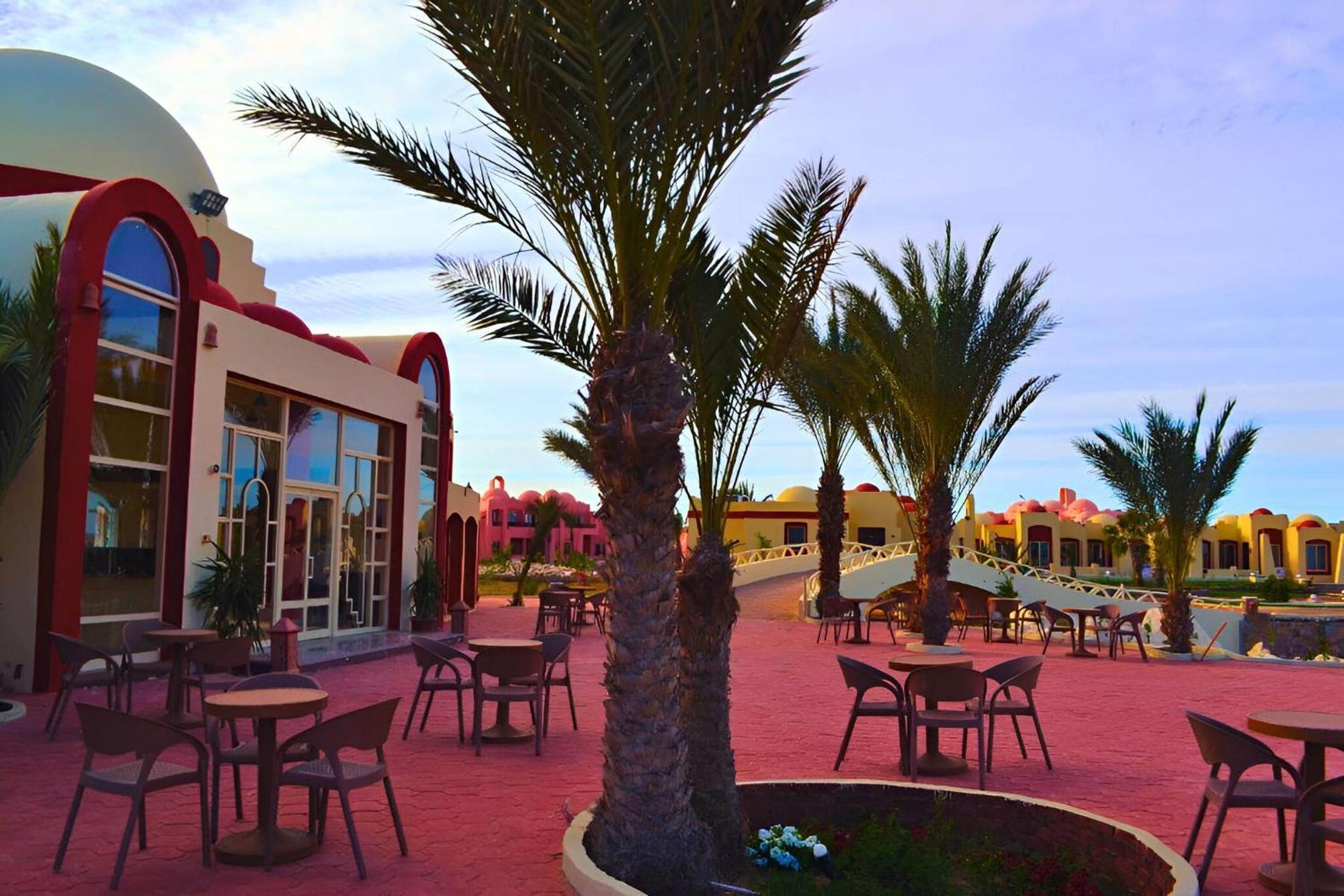 Hostmark Zabargad Beach Resort Abū Ghuşūn Exterior foto